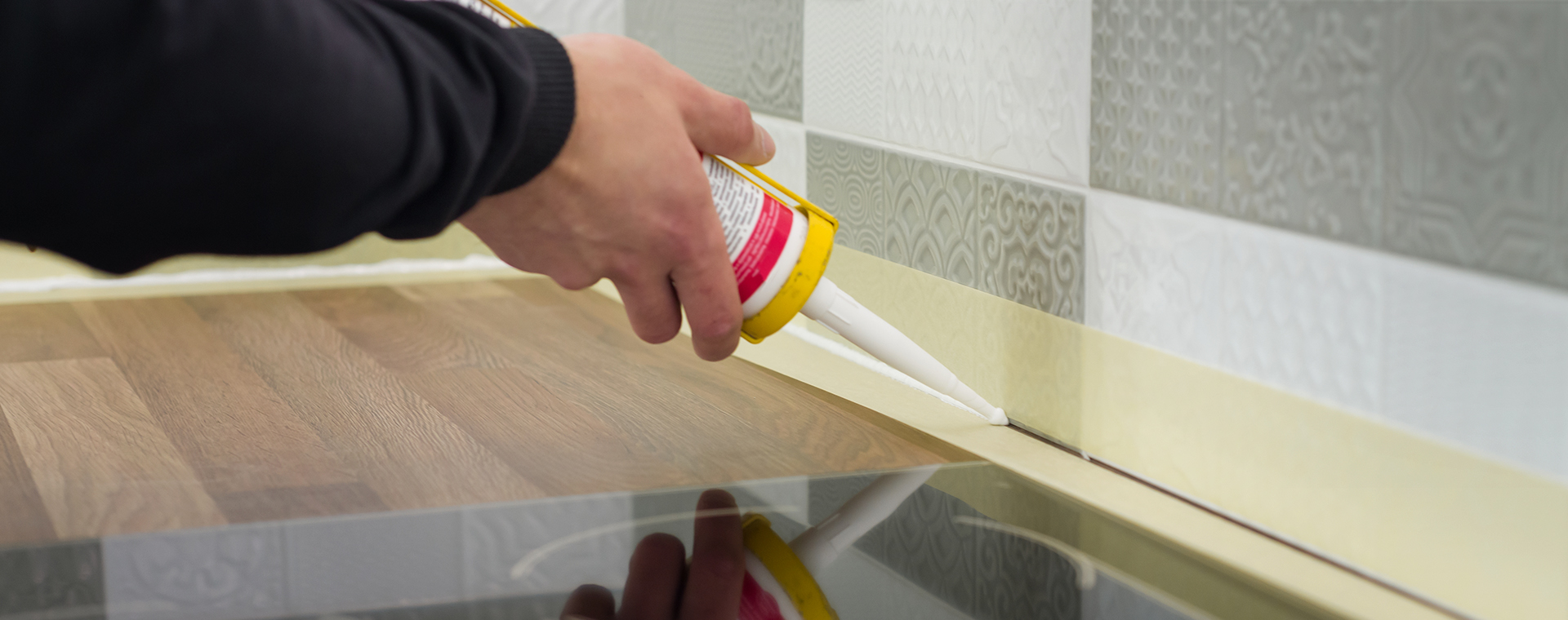 Různé druhy tmelů: Jak vybrat správný produkt?